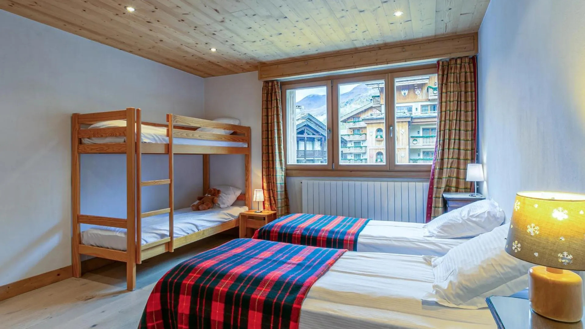 Appartement Moderne Renove Face Aux Pistes Avec Equipements Complets - Fr-1-694-215 Val-d'Isere France