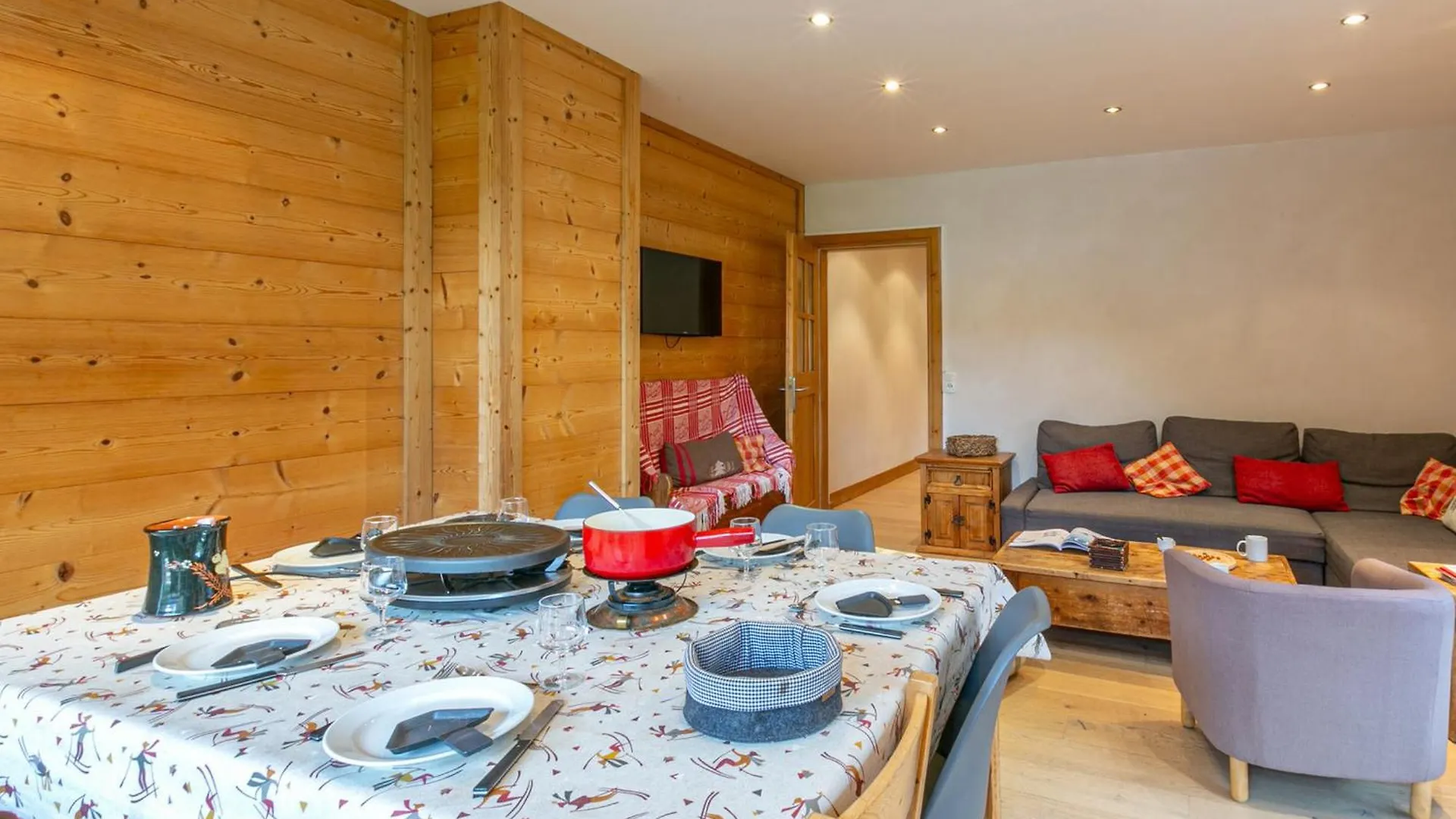 Apartment Appartement Moderne Renove Face Aux Pistes Avec Equipements Complets - Fr-1-694-215 Val-d'Isere France