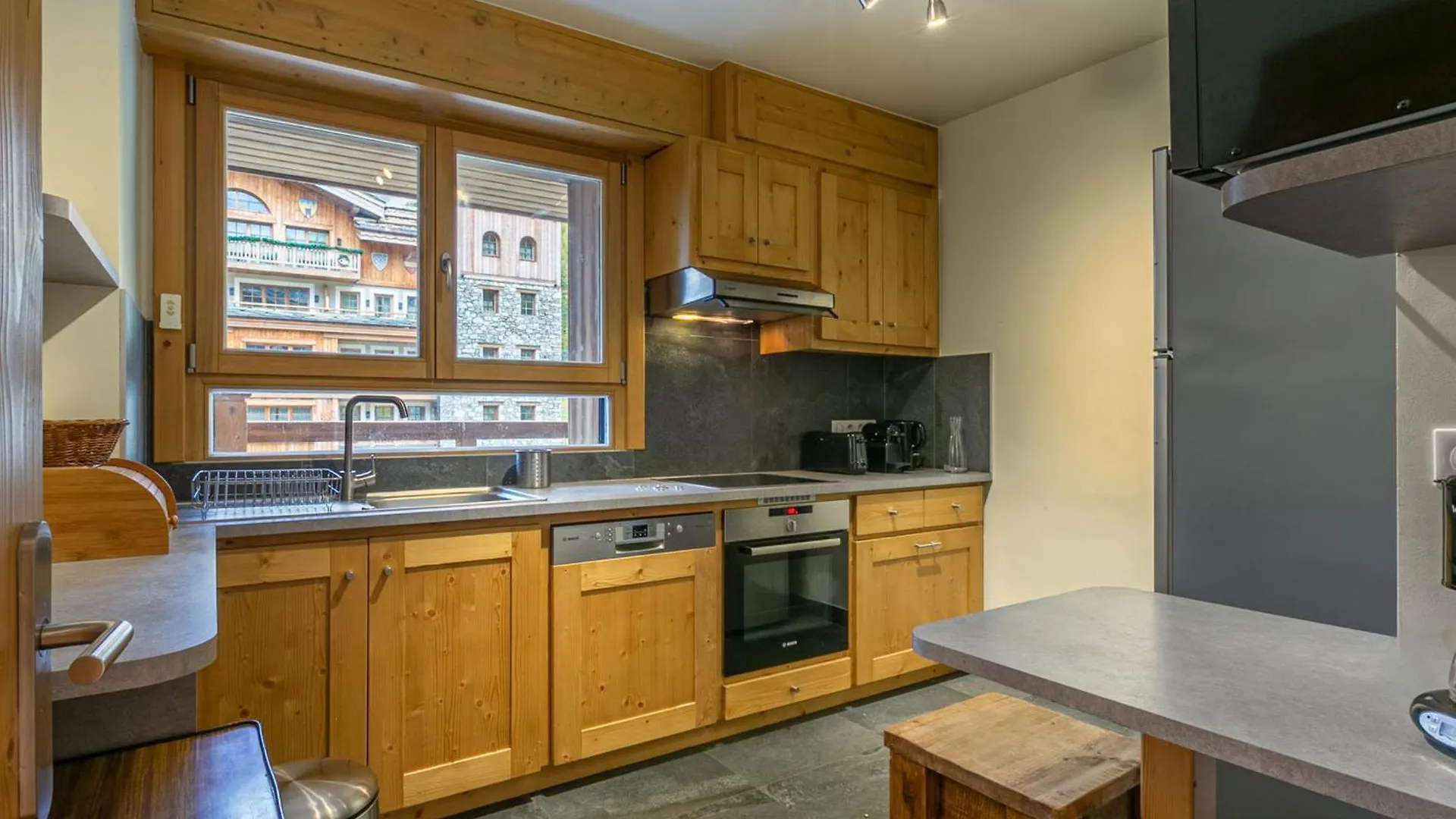 Appartement Moderne Renove Face Aux Pistes Avec Equipements Complets - Fr-1-694-215 Val-d'Isere